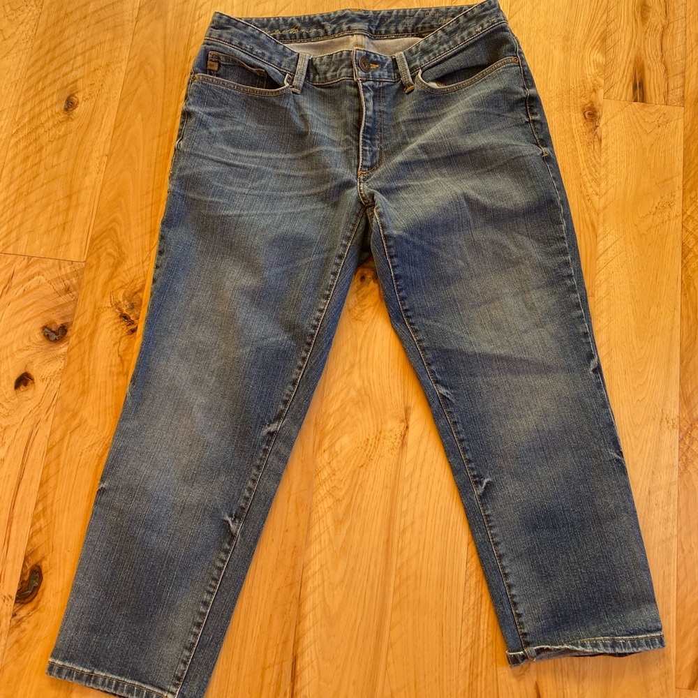 Women’s Eddie Bauer cropped jeans